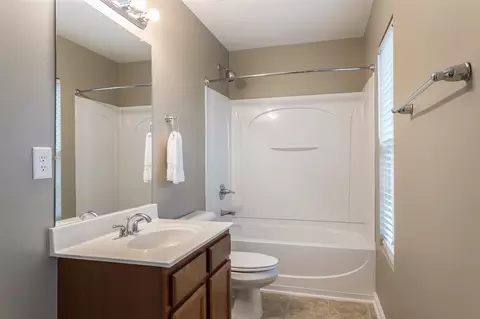 607 Chalcedony Ct, Durham, NC 27703 photo 22