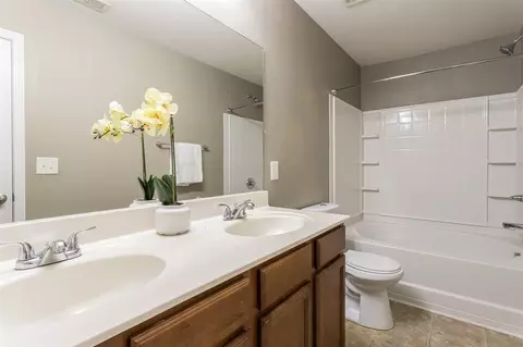607 Chalcedony Ct, Durham, NC 27703 photo 20