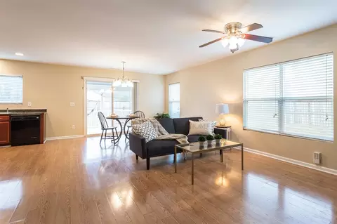 607 Chalcedony Ct, Durham, NC 27703 photo 5
