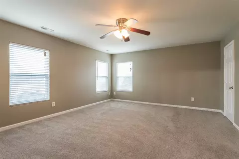 607 Chalcedony Ct, Durham, NC 27703 photo 17
