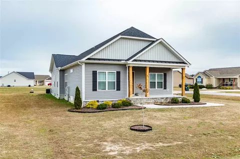 35 Lonestar Ct, Smithfield, NC 27577 photo 4