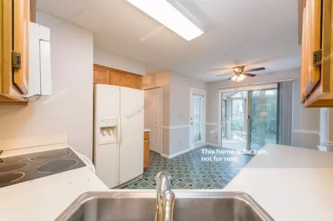 4233 Bluffs Ln, Durham, NC 27712 photo 7