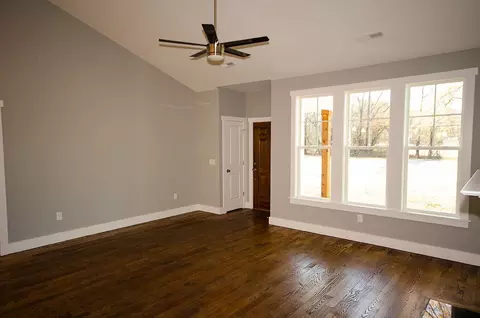 102 Crestview Dr, Durham, NC 27712 photo 23