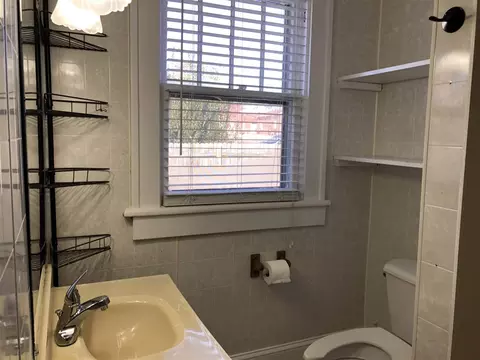 301 E Divine St, Dunn, NC 28334 photo 22