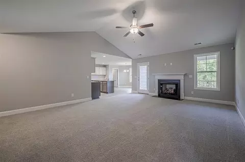 55 Jerome St, Benson, NC 27504 photo 3