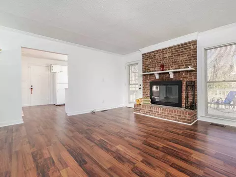 513 E Walnut Ave, Wake Forest, NC 27587 photo 5