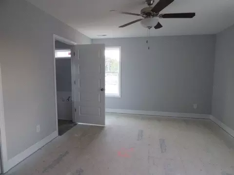 19 Jerome St, Benson, NC 27504 photo 5