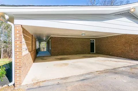 1024 Valmet Dr, Durham, NC 27703 photo 5