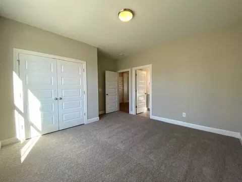 21 Lockhaven Dr, Garner, NC 27529 photo 3
