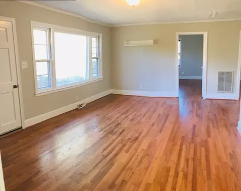 3326 Glenn Rd, Durham, NC 27704 photo 2
