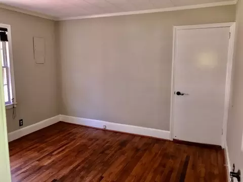 3326 Glenn Rd, Durham, NC 27704 photo 9