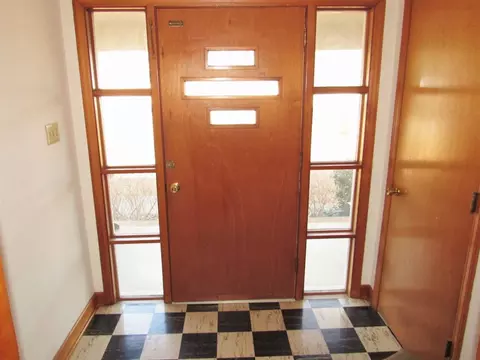 4709 Bennett Memorial Rd, Durham, NC 27705 photo 3