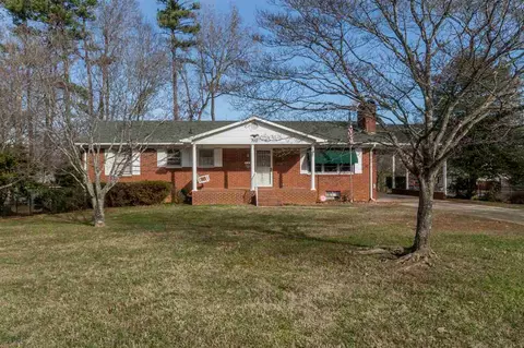 700 Curtiss Dr, Garner, NC 27529 photo 1