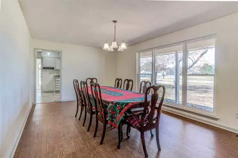 312 S Peedin Ave, Pine Level, NC 27568 photo 4