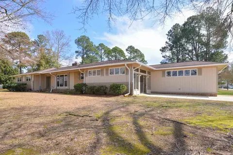 312 S Peedin Ave, Pine Level, NC 27568 photo 2