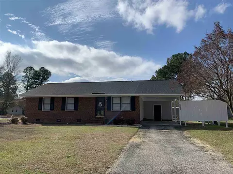 501 Saint St, Dunn, NC 28334 photo 1