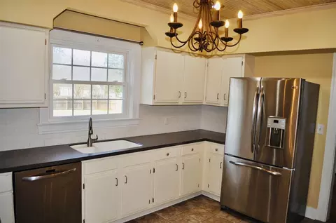 316 E Davis St, Smithfield, NC 27577 photo 17