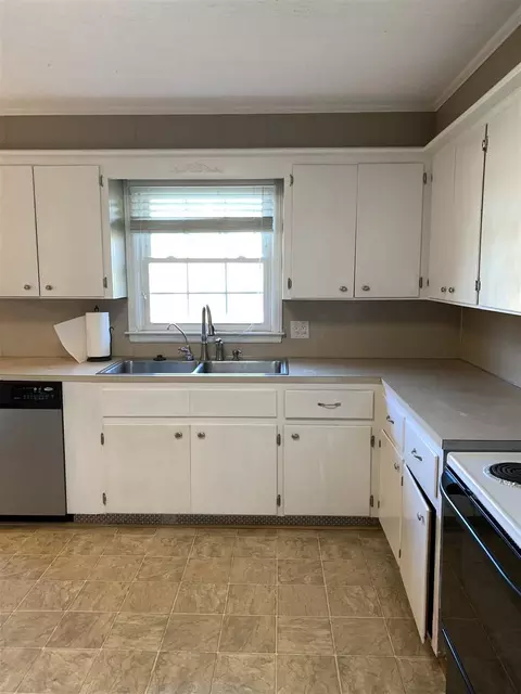 3407 Pine Valley Rd, High Point, NC 27265 photo 3