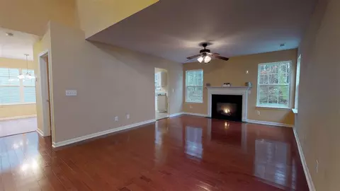 414 Summer Breeze Dr, Durham, NC 27704 photo 3
