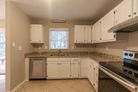 1517 Rowemont Dr, Durham, NC 27705 photo 10