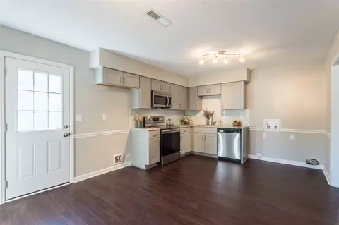 608 Piper St, Durham, NC 27704 photo 3
