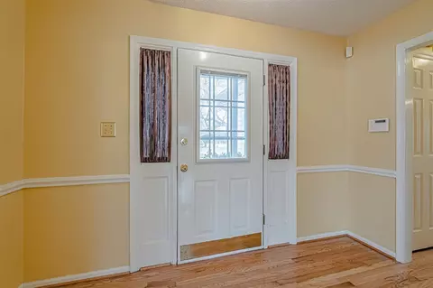 15 Ormond Ln, Selma, NC 27576 photo 2