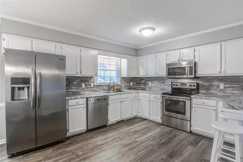 8804 Garnet Cir, Willow Spring, NC 27592 photo 8