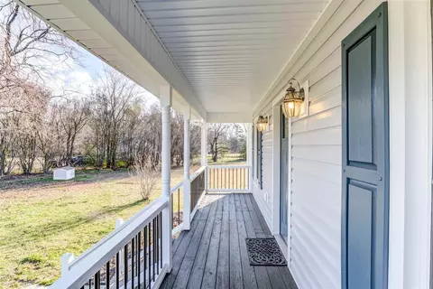 8804 Garnet Cir, Willow Spring, NC 27592 photo 3