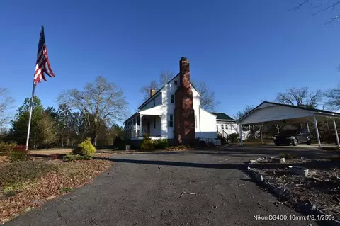 4158 Benson Hardee Rd, Benson, NC 27504 photo 3