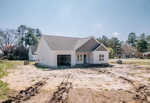 701 E St, Erwin, NC 28339 photo 2