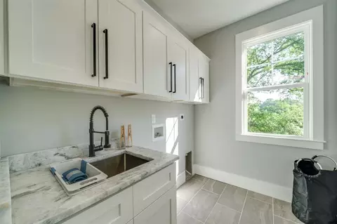 611 E Markham Ave, Durham, NC 27701 photo 21