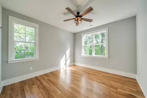 611 E Markham Ave, Durham, NC 27701 photo 22