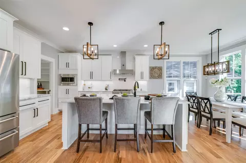 611 E Markham Ave, Durham, NC 27701 photo 5