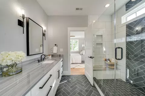 611 E Markham Ave, Durham, NC 27701 photo 20