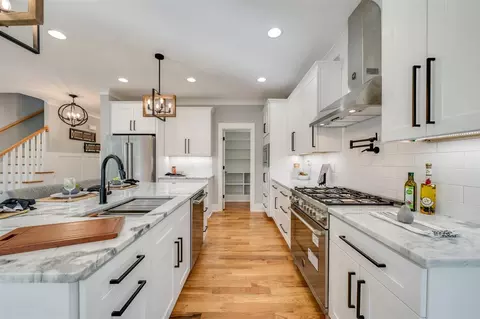 611 E Markham Ave, Durham, NC 27701 photo 7