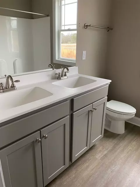 7642 Benson Hardee Rd, Benson, NC 27504 photo 17