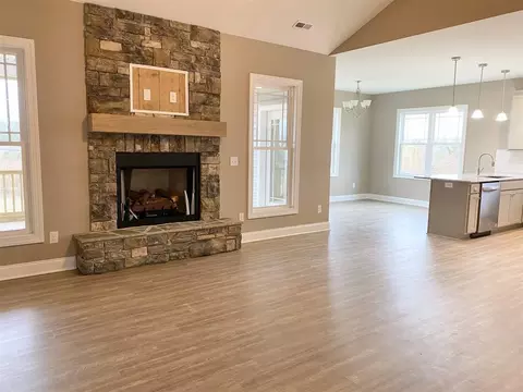 7642 Benson Hardee Rd, Benson, NC 27504 photo 4