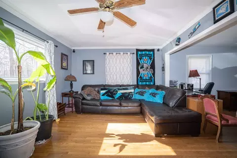5606 Willow Dr, Durham, NC 27712 photo 6