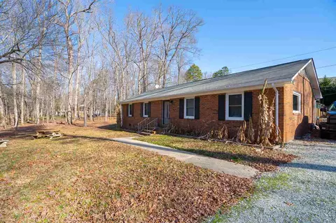 5606 Willow Dr, Durham, NC 27712 photo 2