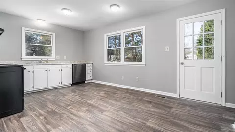 409 E Smithfield St, Angier, NC 27501 photo 7