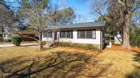 409 E Smithfield St, Angier, NC 27501 photo 2