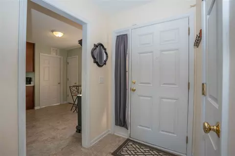 132 Grassy Rio Ln, Garner, NC 27529 photo 2