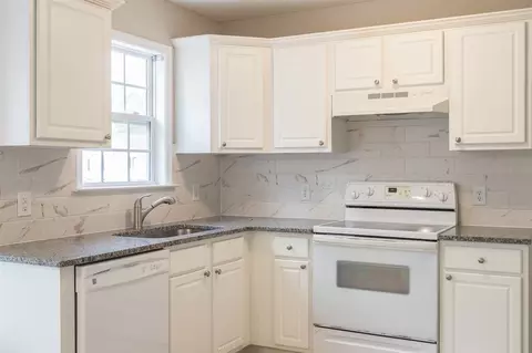 1012 Two Claude Rd, Willow Spring, NC 27592 photo 2