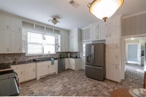 825 S 2nd St, Smithfield, NC 27577 photo 11