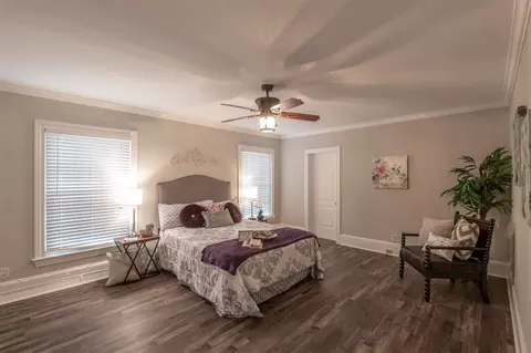 825 S 2nd St, Smithfield, NC 27577 photo 3