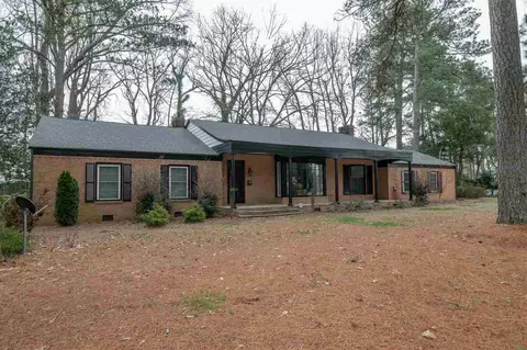 825 S 2nd St, Smithfield, NC 27577 photo 1