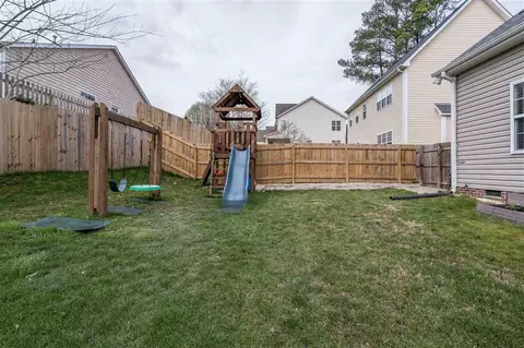 14 Piccadilly Ct, Durham, NC 27713 photo 28