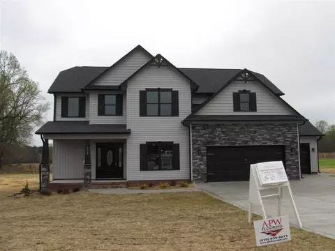 138 Shallow Falls Ln, Benson, NC 27504 photo 1