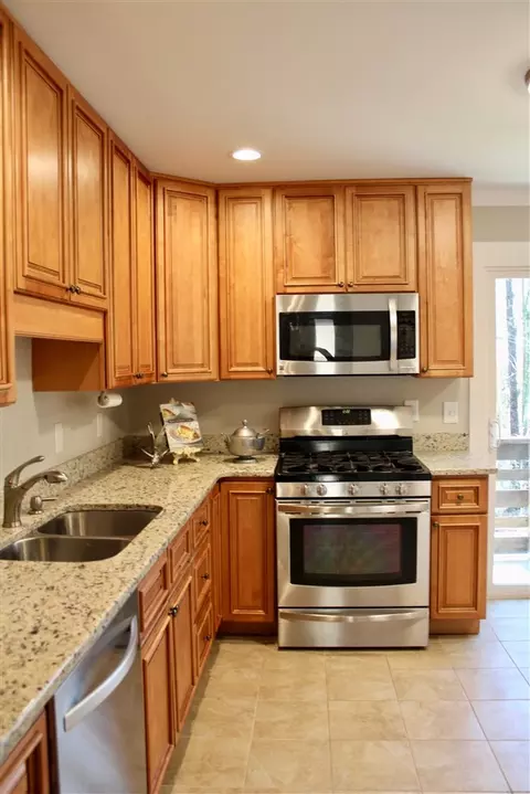 3521 Hamstead Ct, Durham, NC 27707 photo 6