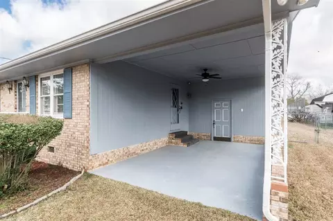 87 Lamm Ave, Erwin, NC 28339 photo 3